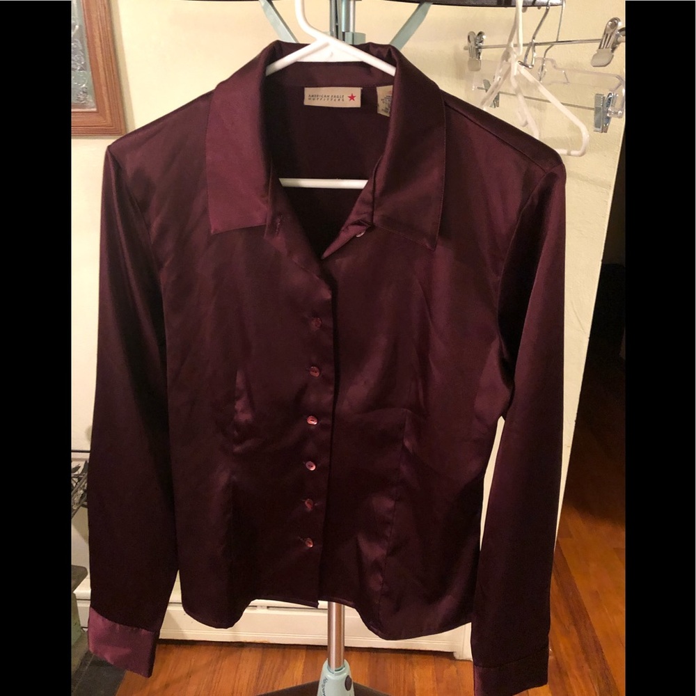 American Eagle sateen button up blouse